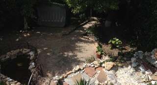 Гостиница Guest House on Gorkogo street 51 Анапа Двухместный номер с 1 кроватью и балконом (на 2 взрослых и 1 ребёнка)-6